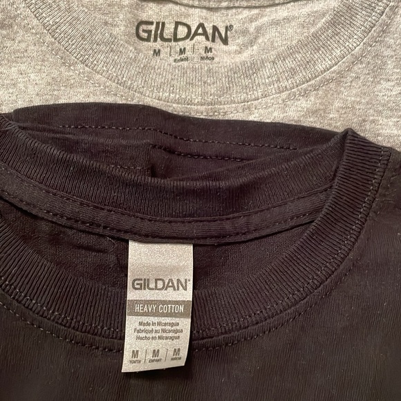 Bundle of 4 youth T-shirts - Picture 3 of 11